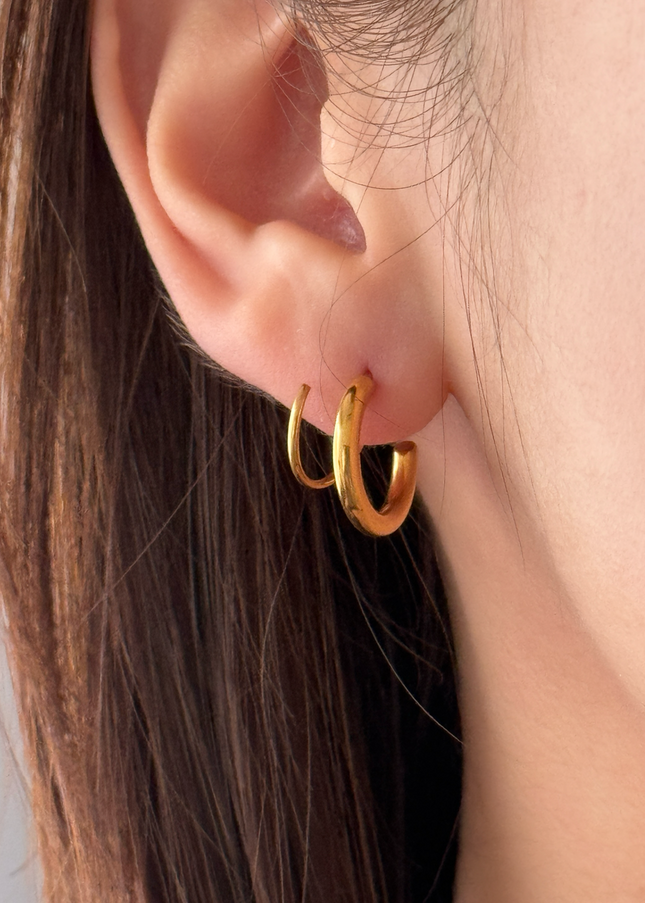【金属アレルギー対応】ターンフープピアス EMI