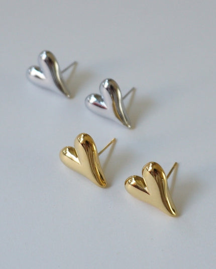 ハート ピアス サージカルステンレス LINA