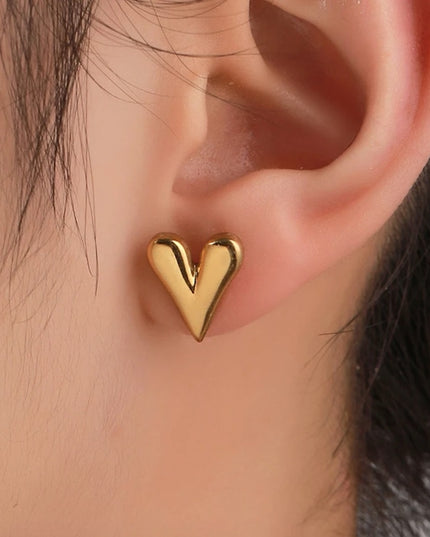 ハート ピアス サージカルステンレス LINA