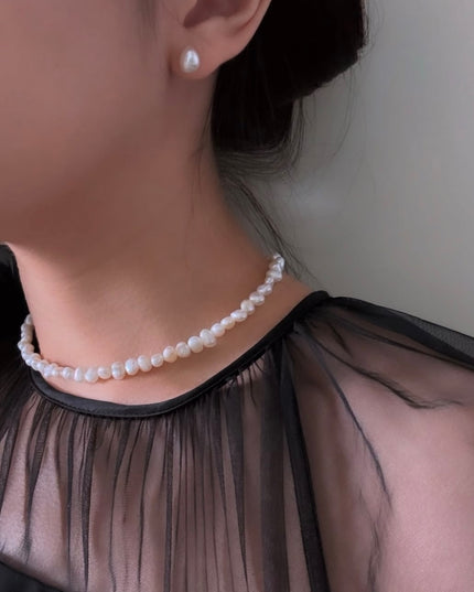 【金属アレルギー対応】淡水パール 一粒ピアス IRIS