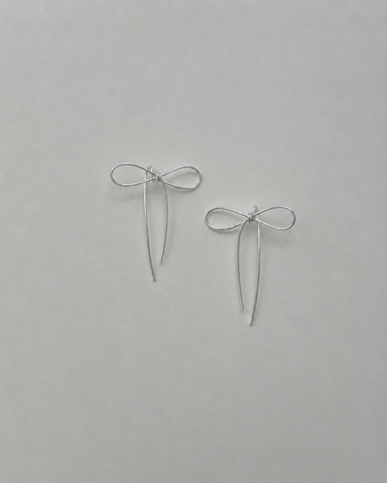 Small DAISY Bow Earrings Silver