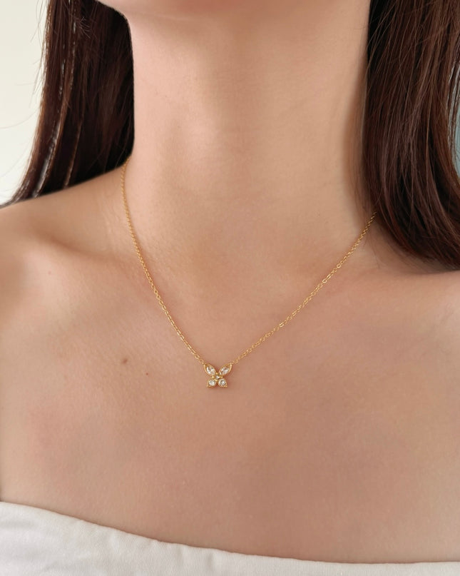 【金属アレルギー対応】 ジルコニアバタフライネックレス LILY