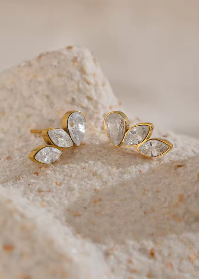 【金属アレルギー対応】 ジルコニア スタッドピアス EMMA