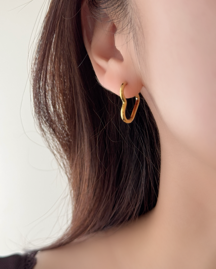 【金属アレルギー対応】ハートフープピアス EMMIE