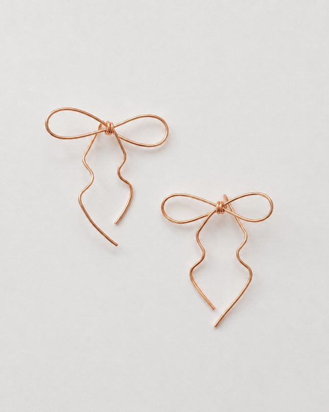 【金属アレルギー対応】リボンピアス LILY