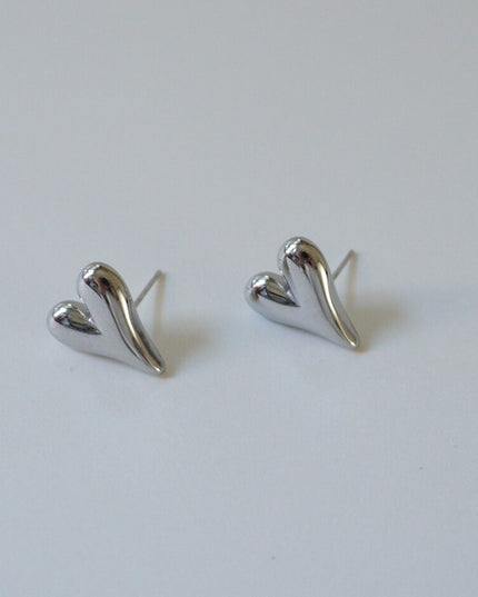ハート ピアス サージカルステンレス LINA