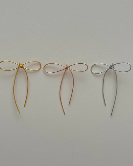 【金属アレルギー対応】リボンピアス DAISY