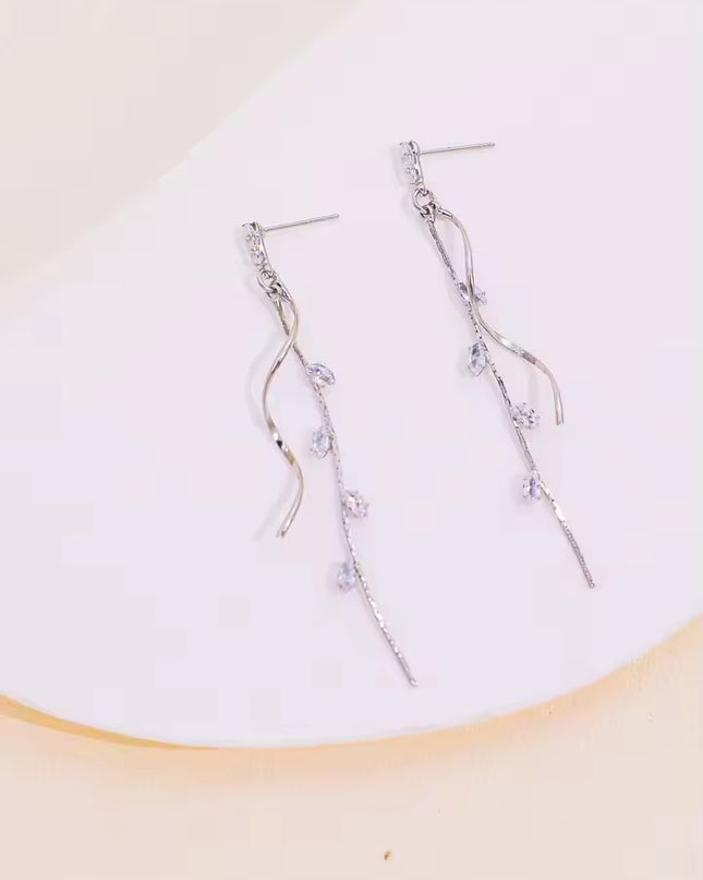 Long Zircon Tassel Twisted Earrings