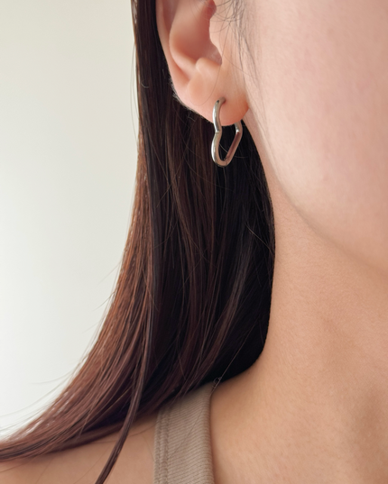 【金属アレルギー対応】ハートフープピアス EMMIE