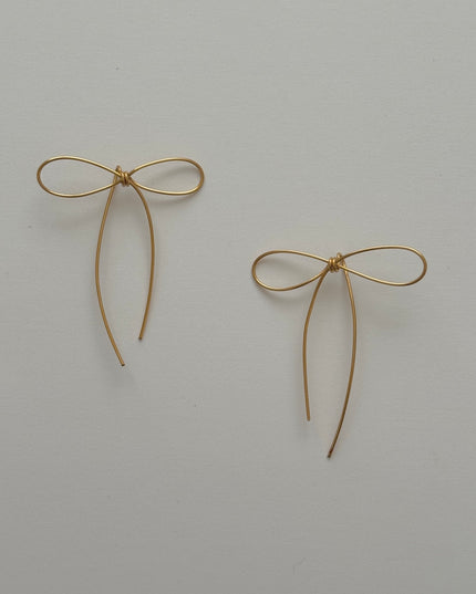 【金属アレルギー対応】リボンピアス DAISY