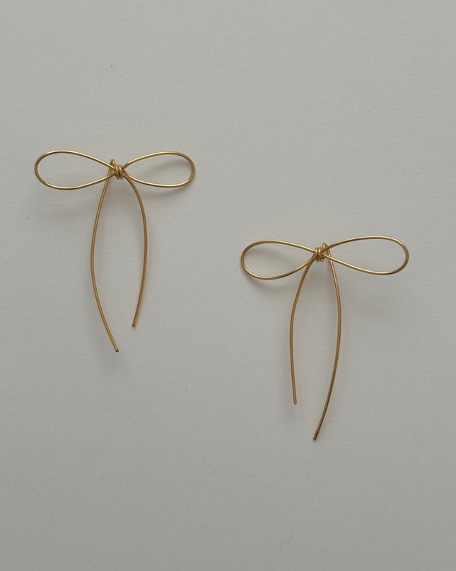 【金属アレルギー対応】リボンピアス DAISY