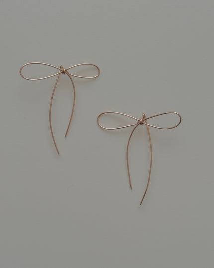 【金属アレルギー対応】リボンピアス DAISY