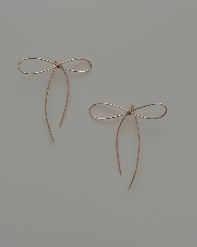 【金属アレルギー対応】リボンピアス DAISY