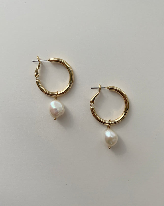 淡水パール フープピアス ZOYA